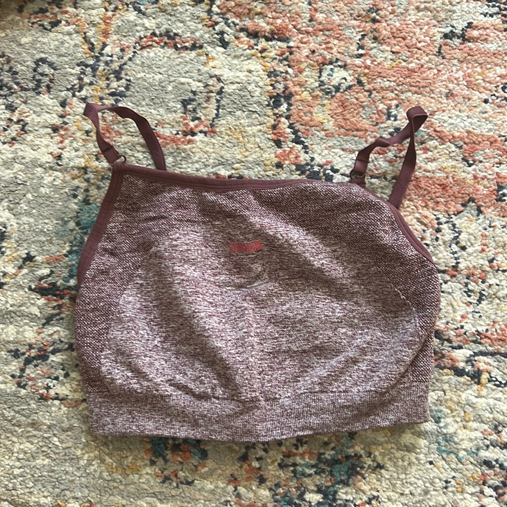 Small Gymshark spots bra